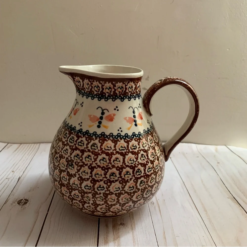 Pretty pitcher